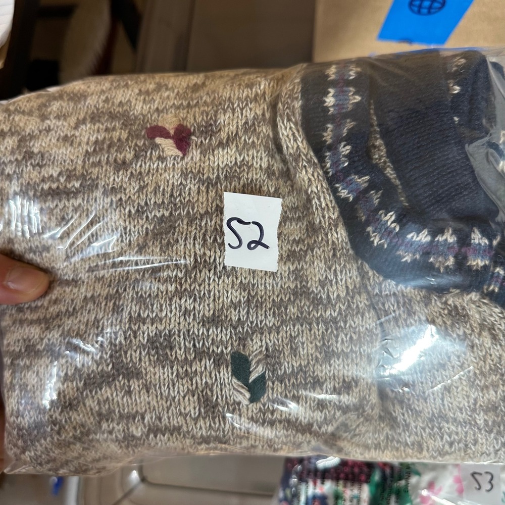 Vintage Mountain Lake Sweater Vest XL Floral Embroidered Cottagecore Cabin Fall - Picture 7 of 7